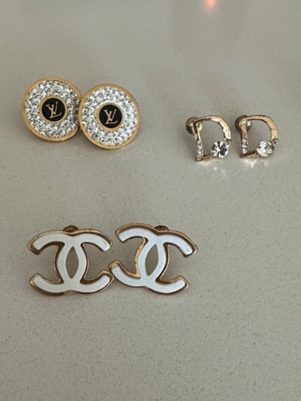 THREE PAIRS VINTAGE STYLE DESIGNER EARING SET SILVER GOLD COLOR